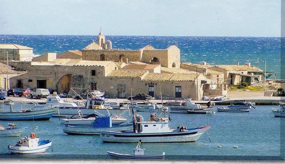 شقة Casa Vacanze Il Glicine 1 باكينو المظهر الخارجي الصورة