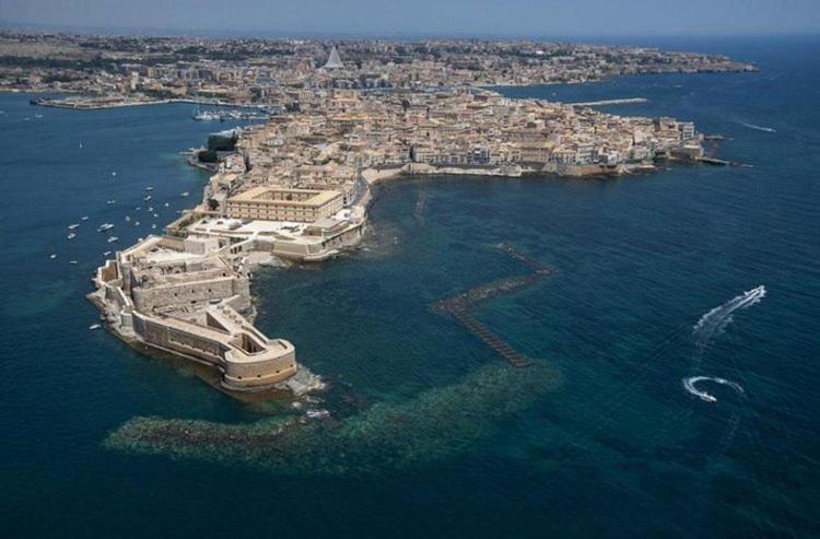 شقة Casa Vacanze Il Glicine 1 باكينو المظهر الخارجي الصورة